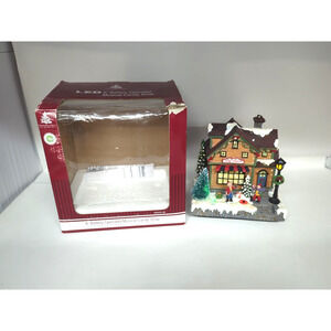 Enchanted Forest Musical Candy Shoppe LED Lighted Plays 8 Songs #289-0307